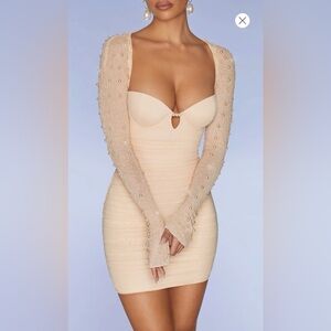 Oh Polly ST. GERMAIN
Embellished Long Sleeve Mini Dress in Sand